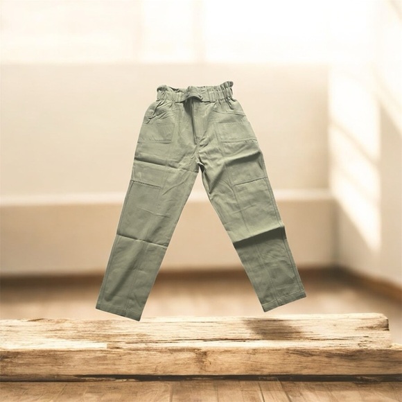 Elodie Pants - Elodie Sage Green Pants
NWT
Size M
